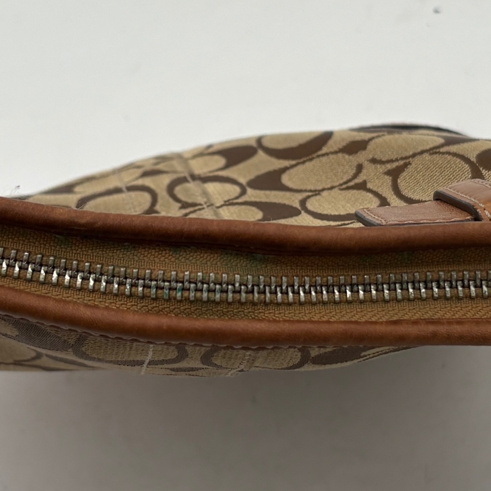 Coach Signature Tan Brown Jacquard Leather Y2K Shoulder Bag Purse with hangtag - Picture 14 of 15